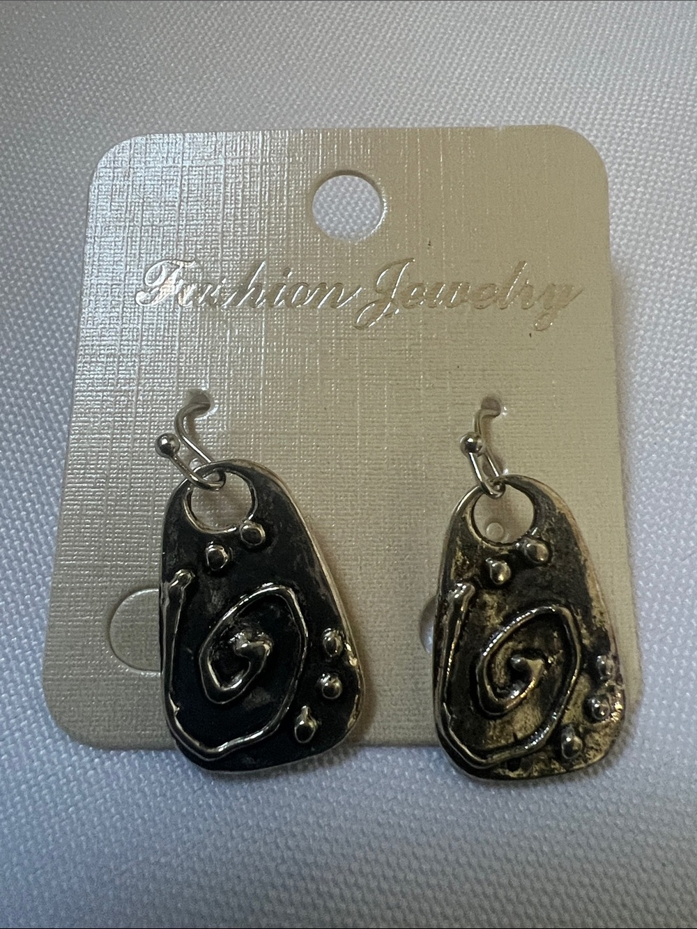 Fashion Jewelry Black Swirl Dangle Earrings